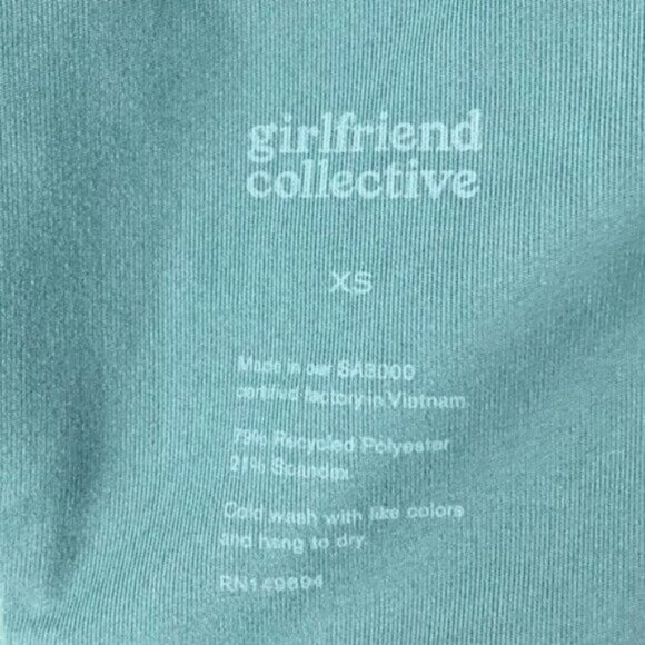 Girlfriend collective Paloma Sports Bra Sage green Racerback Full coverage - Picture 5 of 15